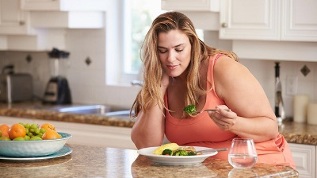 τα βασικά στοιχεία της σωστής διατροφής για την απώλεια βάρους